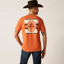 Load image into Gallery viewer, Ariat Men&#39;s SW BOX T-shirt
