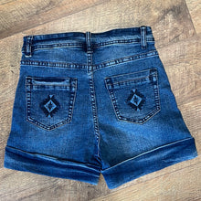 Load image into Gallery viewer, Aztec Cuffed Shorts
