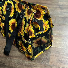 Load image into Gallery viewer, Sunflower Tote
