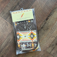 Load image into Gallery viewer, Brown Aztec Oven Mitt and Pot Holder Set
