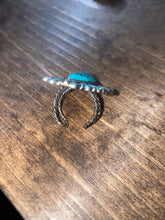 Load image into Gallery viewer, Dally Turquoise Ring
